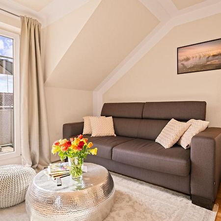 Wohlfühl-Apartment Irisblüte mit Privatstrand FDH Exterior foto
